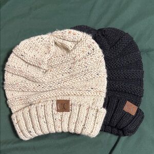 CC Beanie Duo - Cream and Black